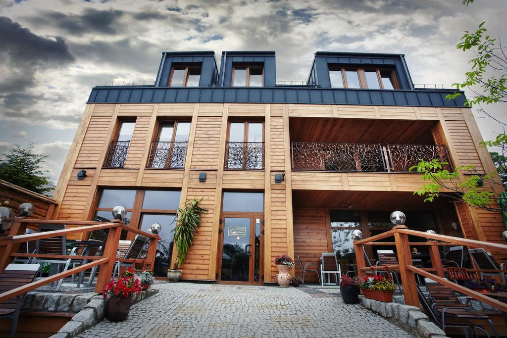 Pokoje Goscinne Pod Jabloniami Augustów Extérieur photo